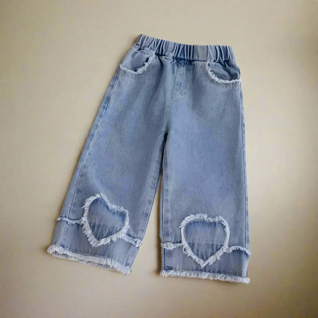 חליפת ג׳ינס וקרדיגן- קאיה